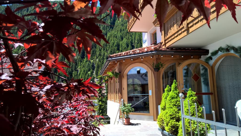B&B Hotel Alpenrose Rooms & Apartments Valles Luaran gambar