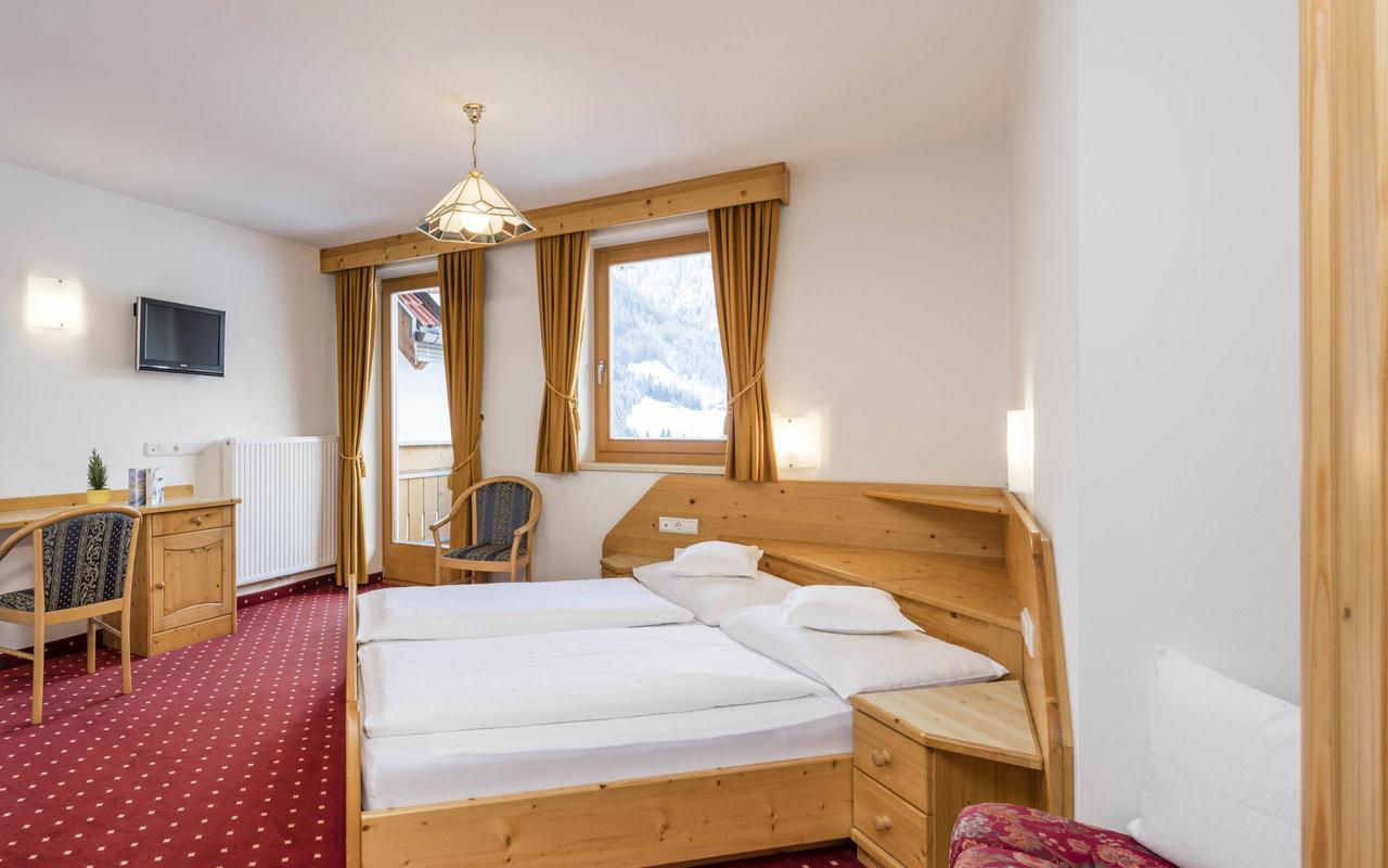 B&B Hotel Alpenrose Rooms & Apartments Valles Luaran gambar